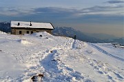 Sulle nevi del Rif. Gherardi (1650 m) e dell’ex-rif. C. Battisti (1670 m) ai Piani d’Alben l’8 febbraio 2019- FOTOGALLERY